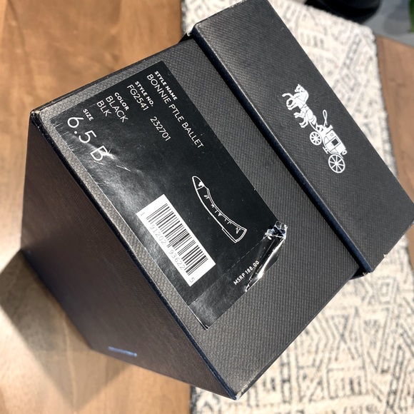 Coach Like New Ballerina size 6.5B - Picture 7 of 7